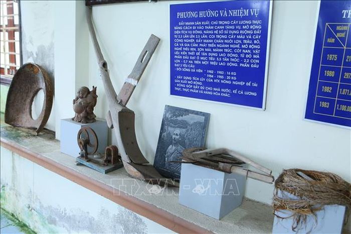 Một số hiện vật từ thời kháng chiến vẫn còn được lưu giữ cẩn thận tại Nhà văn hóa - Bảo tàng xã Liên Minh, giúp giáo dục truyền thống cách mạng, tinh thần yêu nước cho thế hệ trẻ địa phương.