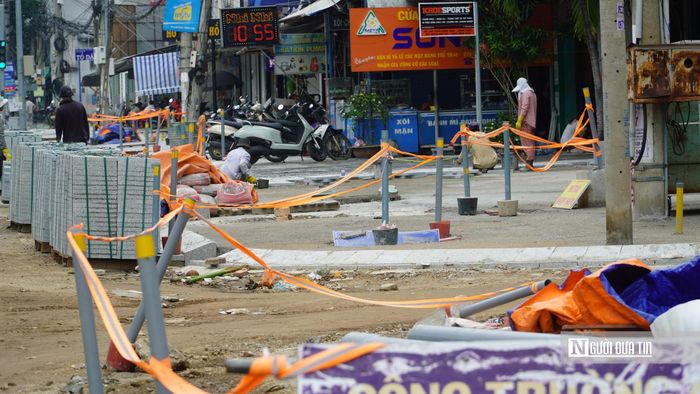 Tuyến đường Trần Hưng Đạo là một trong những trục giao thông quan trọng tại khu vực trung tâm Phan Thiết.