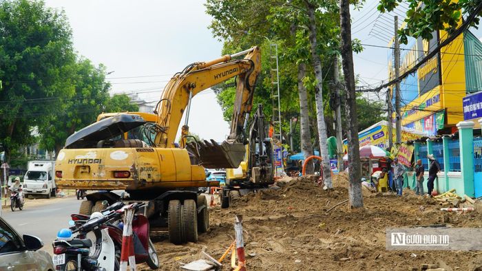 Tuyến đường có tổng chiều dài khoảng 2,636km, với lòng đường rộng 15m và vỉa hè mỗi bên rộng 5m. Công trình do Ban QLDA - ĐTXD Khu vực Phan Thiết làm chủ đầu tư. Dự án được khởi công ngày 22/6/2026 và dự kiến hoàn thành vào ngày 22/6/2027.