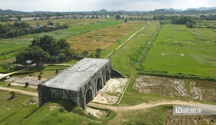 Một góc Thành Nhà Hồ nhìn từ trên cao.