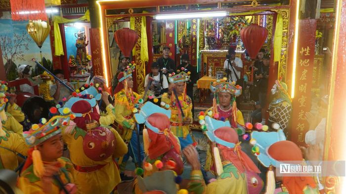Lễ hội Cầu ngư thu hút khách du lịch ở Phan Thiết.
