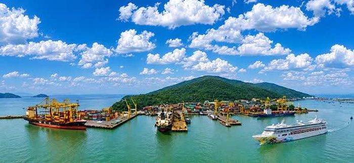 Cảng Đà Nẵng hiện đại ngày nay.