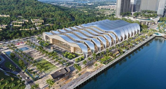 Trung tâm Hội nghị và Triển lãm APEC với phần mái được lấy cảm hứng từ sóng biển. Ảnh: Sun Group
