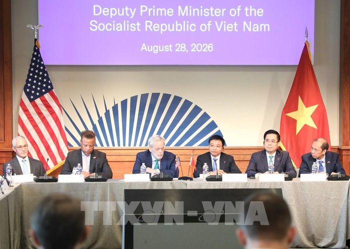 Phó Thủ tướng Chính phủ Nguyễn Văn Thắng tham dự Tọa đàm doanh nghiệp tại Washington D.C. ngày 28/8/2026. Ảnh: Ngọc Quang – PV TTXVN tại Mỹ