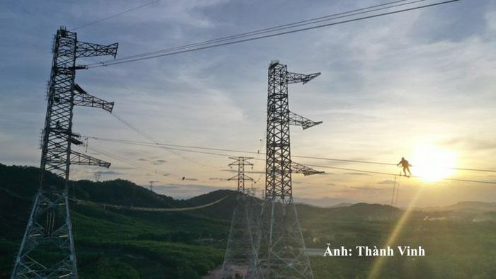 Đường dây 500kV mạch 3 Quảng Trạch - Phố Nối đã hoàn thành vào cuối năm 2024, góp phần nâng cao năng lực truyền tải Trung - Bắc.