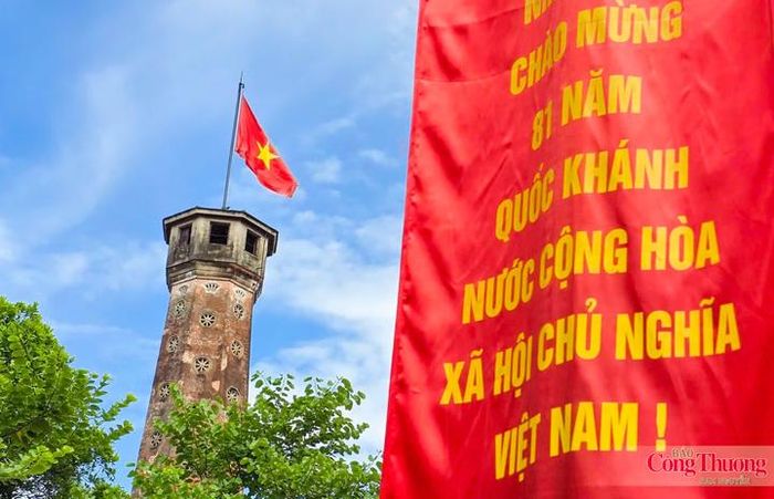 Cột cờ Hà Nội là chứng nhân lịch sử cho những sự kiện quan trọng của dân tộc.