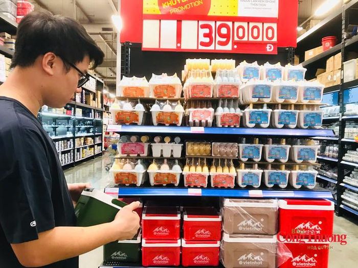 Người tiêu dùng cần nâng cao khả năng lựa chọn sản phẩm, hàng hóa và trở thành những người tiêu dùng thông thái.