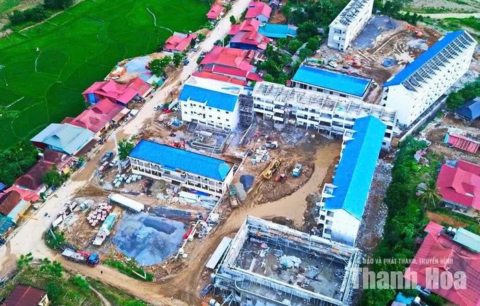 Dự án Trường nội trú liên cấp TH&THCS Bát Mọt đang được khẩn trương hoàn thiện. Ảnh: Minh Hiếu