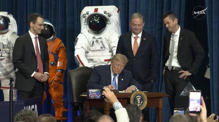 Tổng thống Donald Trump đã ký một sắc lệnh hành pháp vào ngày 28 tháng 8 năm 2026 để thành lập Học viện không gian Hoa Kỳ đầu tiên tại Trung tâm Vũ trụ Johnson của NASA ở Houston. Nguồn ảnh: NASA