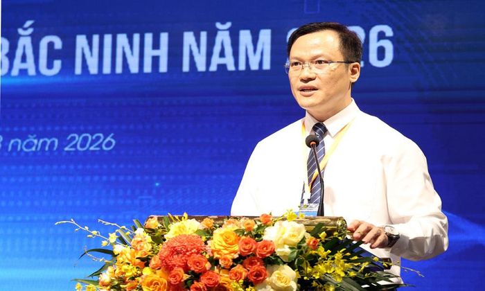  Bác sĩ chuyên khoa II Hoàng Trường Giang kết luận hội nghị. 