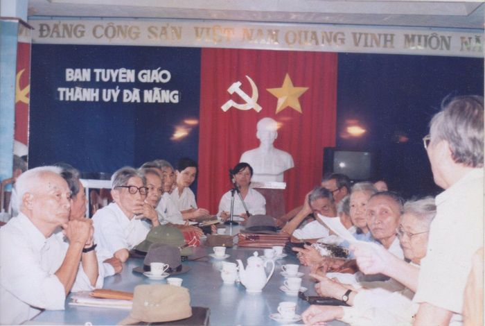 Các nhân chứng là những cán bộ lãnh đạo chủ chốt của tỉnh Quảng Nam - Đà Nẵng, từng tham gia lãnh đạo giành chính quyền trong Cách mạng Tháng Tám năm 1945. Ảnh Tư liệu