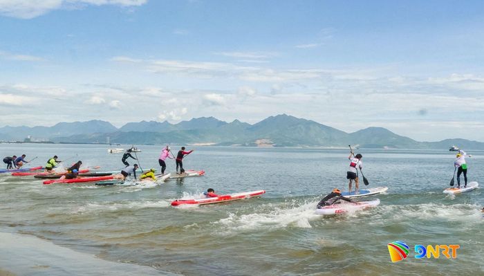 Vận động viên ra sức thi đấu tại giải. Ảnh: BẢO LÂM