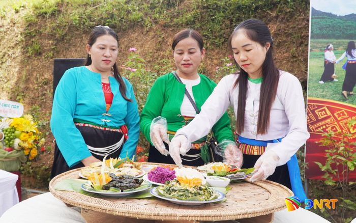 Ẩm thực của cộng đồng người Mường tại Trà My được chế biến từ những sản vật của núi rừng, sông suối. Ảnh: PHAN VINH
