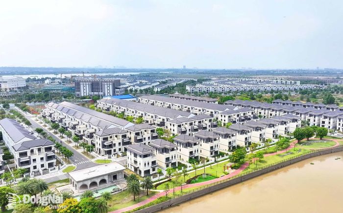 Một khu đô thị trên địa bàn phường Long Hưng.