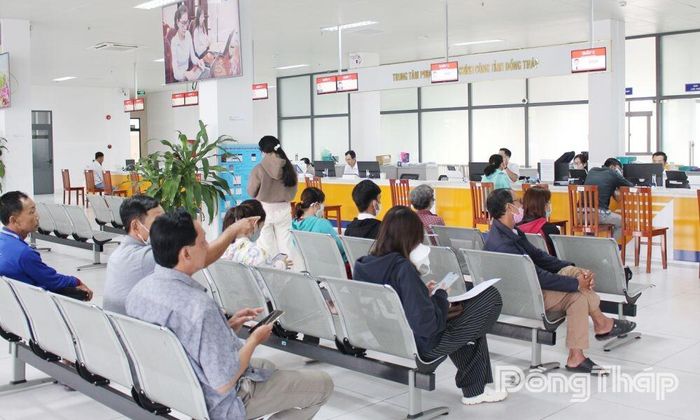 Trung tâm Phục vụ hành chính công tỉnh Đồng Tháp ngày càng nâng cao hiệu quả phục vụ người dân và doanh nghiệp.