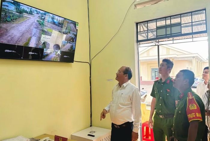  Ban Chỉ đạo xây dựng mô hình kiểm tra hệ thống. Ảnh: B.B 