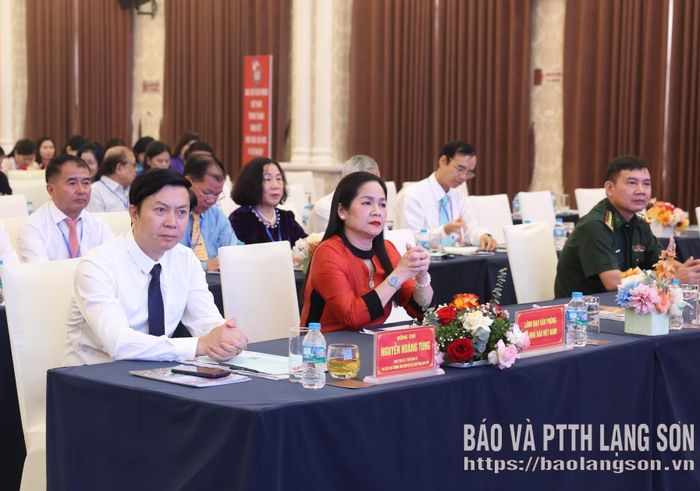 Các đại biểu tham dự đại hội
