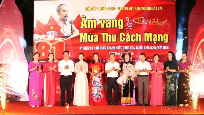 Ra mắt Câu lạc bộ Văn hóa - Nghệ thuật - Thể thao nòng cốt phường Lào Cai.
