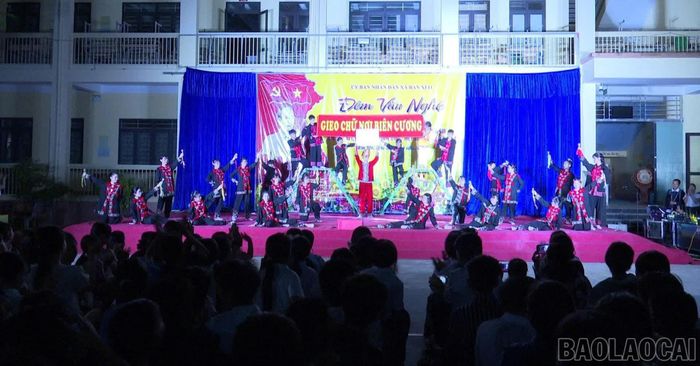 Các tiết mục văn nghệ chào mừng ngày Quốc khánh 2/9.