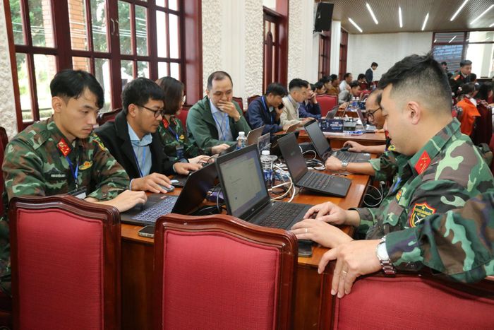 Lâm Đồng tổ chức tập huấn, nâng cao khả năng ứng phó với các sự cố trên không gian mạng cho lực lượng chuyên trách