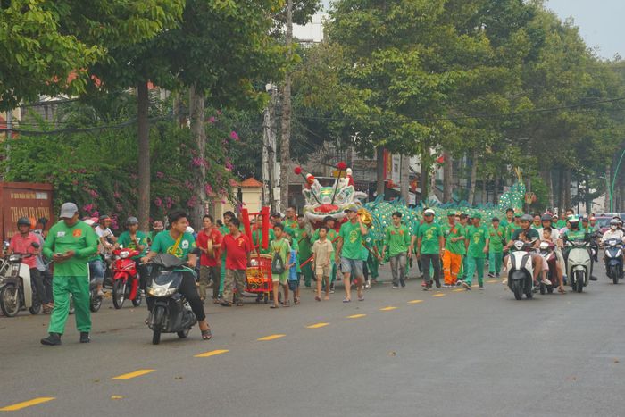 Buổi tập trên phố biển