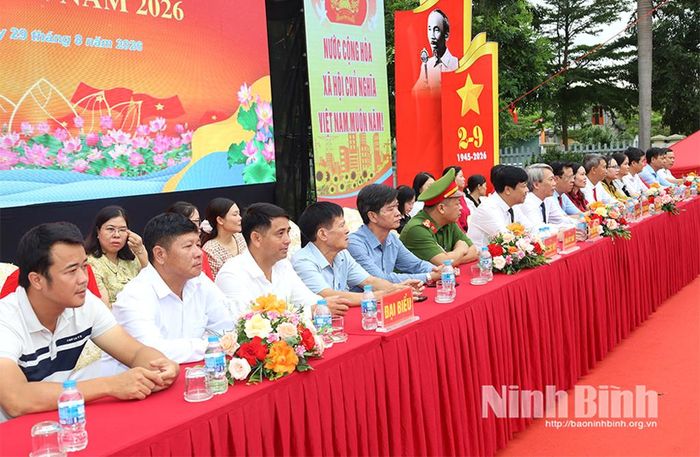 Các đại biểu tham dự Lễ khai mạc. Ảnh: Đinh Huyền