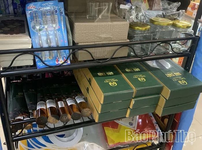 Các sản phẩm được trưng bày, giới thiệu tại siêu thị trong tỉnh.