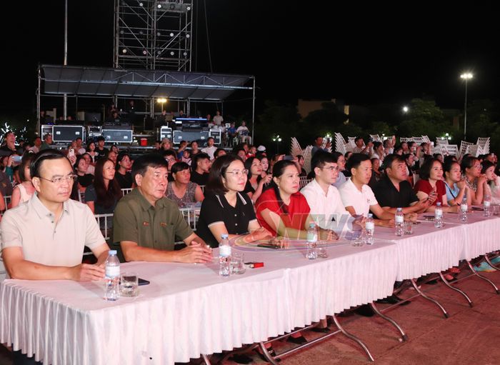 Các đại biểu dự tổng duyệt.