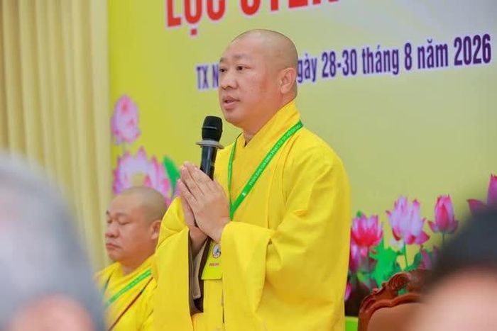 Thượng tọa Thích Thiện Thuận đạo từ chứng minh 