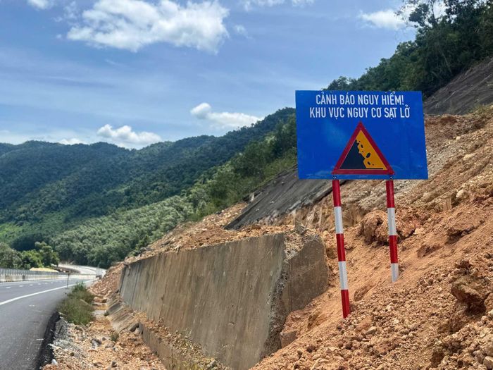 Đây là cảnh báo rõ ràng về mối quan hệ giữa chất lượng hạ tầng, biến động thời tiết cực đoan và chi phí kinh tế phát sinh.