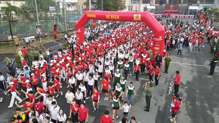Chương trình “Cùng Việt Nam tiến bước” năm 2025 nhận nhiều hưởng ứng tích cực