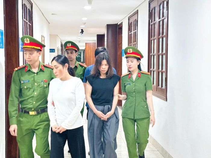 Các đối tượng sử dụng mạng xã hội để bán hàng, thu lợi bất chính.