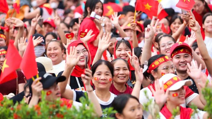 Ảnh: Nguyễn Bình candonline