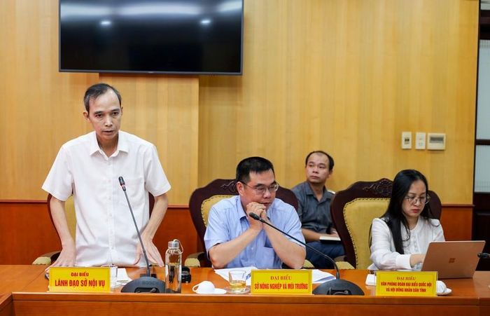 Đại diện Sở Nội vụ tỉnh Thái Nguyên cho biết đang phối hợp với Sở Giáo dục và Đào tạo rà soát nhu cầu hợp đồng lao động theo quy định mới của Chính phủ, đồng thời tham mưu bổ sung nguồn nhân lực cho các cơ sở giáo dục còn thiếu người làm việc.