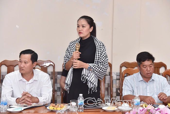 Bà Ngô Huỳnh Trang, Giám đốc Công ty TNHH Du lịch sinh thái Cà Mau (Cà Mau - ECO) chia sẻ những hiệu ứng tích cực của sản phẩm “Đêm U Minh huyền thoại” và những khó khăn trong khai thác du lịch tại vùng đệm Vườn Quốc gia U Minh Hạ.