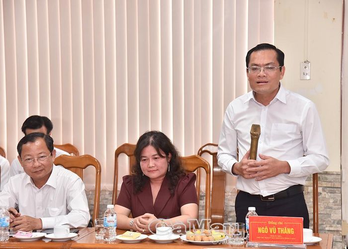 Phó Chủ tịch UBND tỉnh Ngô Vũ Thăng phát biểu tại cuộc họp.