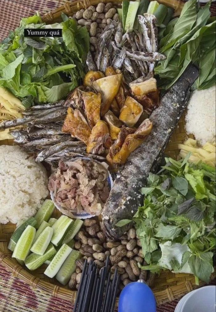 Những món ăn thường ngày mà Đỗ Hà vào bếp.