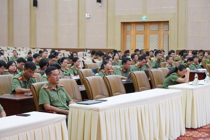 Quang cảnh Hội nghị