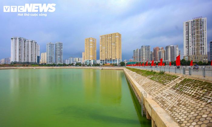 Tại phía Tây Hà Nội, hồ điều hòa Đồng Bông 2 là một trong những công trình có vai trò điều tiết nước cho khu vực Mễ Trì, Đại Mỗ, Mỹ Đình và vùng lân cận.