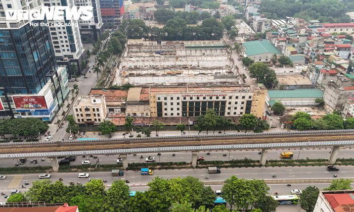 Khu đất 277 Nguyễn Trãi nằm trên một trong những trục giao thông lớn ở phía Tây Nam Hà Nội, gần tuyến đường sắt đô thị Cát Linh - Hà Đông và khu vực tập trung nhiều dự án đô thị.
