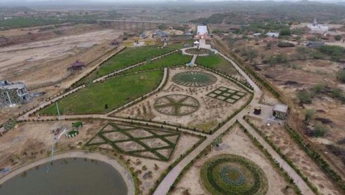 Những người Ấn Độ sống ở nước ngoài thường xuyên gửi tiền về quê nhà, đầu tư vào giáo dục, chăm sóc sức khỏe, cơ sở hạ tầng và phúc lợi cộng đồng. (Ảnh: Economic Times)