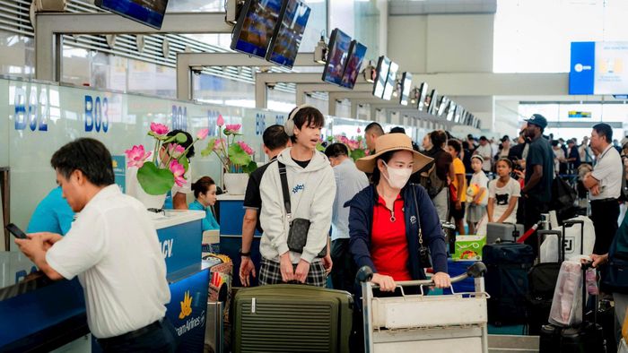 Cảng hàng không quốc tế Nội Bài đón 115 ngàn lượt khách trong ngày đầu kỳ nghỉ lễ Quốc khánh. Ảnh: Phan Công.