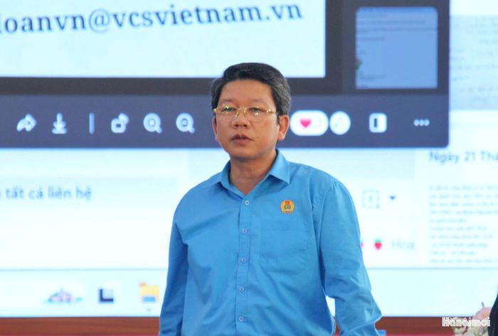 Chủ tịch Công đoàn phường Phú Thượng Nguyễn Tiến Cảnh cho rằng, người lao động có quyền được nhận đầy đủ, đúng hạn tiền lương theo thỏa thuận và quy định pháp luật. Ảnh: Cao Kỳ
