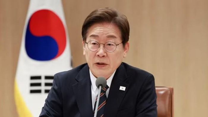 Tổng thống Hàn Quốc Lee Jae-myung ngày 15/8 cũng kêu gọi Triều Tiên đối thoại, chấm dứt hoàn toàn tình trạng chiến tranh, tôn trọng lẫn nhau và dừng những cuộc đối đầu không cần thiết.