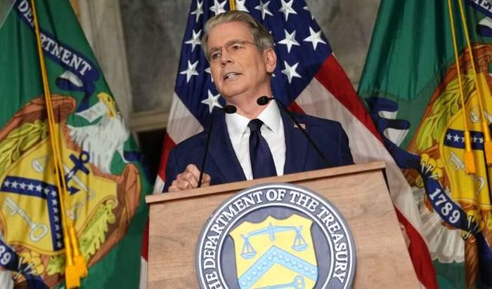 Ông đồng thời cảnh báo các quốc gia không hưởng ứng chiến dịch của Washington sẽ phải đối mặt với hậu quả.