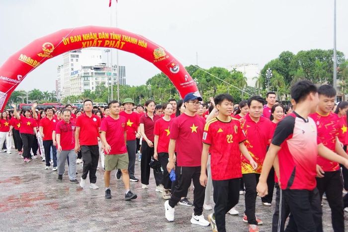 Hơn 4.000 người dân xứ Thanh tham gia sự kiện. Ảnh: Anh Tuấn