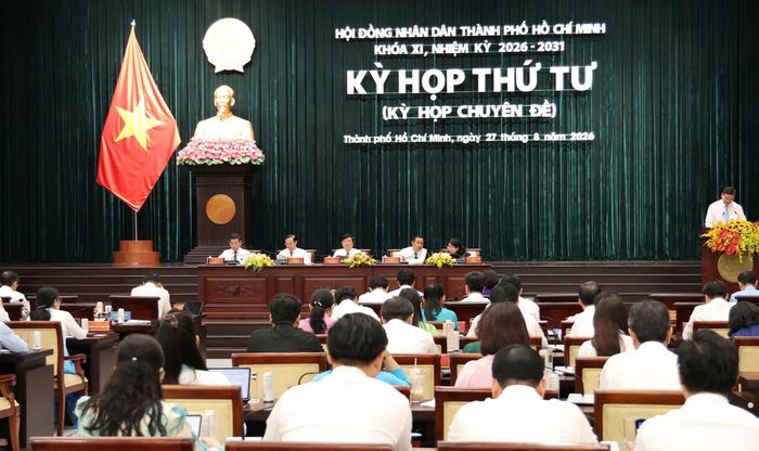  Kỳ họp thứ 4 HĐND TP.HCM khóa XI vừa thông qua 42 nghị quyết, gồm 16 nghị quyết quy phạm pháp luật và 26 nghị quyết cá biệt. Ảnh: Phan Anh. 