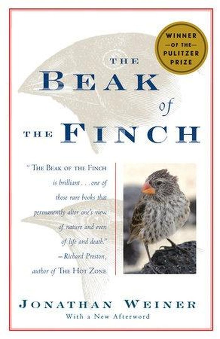 Bìa cuốn sách The Beak of the Finch của tác giả Jonathan Weiner. Ảnh: Penguin Random House.