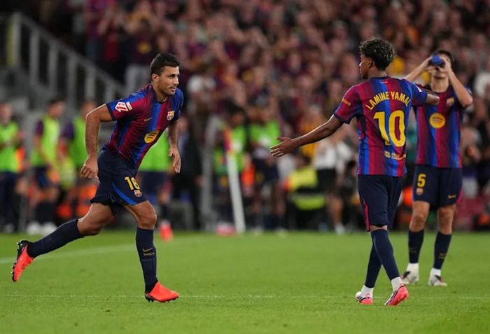 Barcelona đang khởi đầu rất thăng hoa