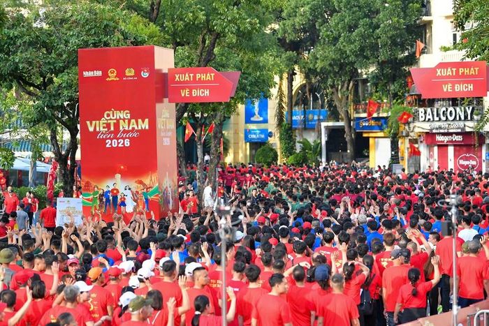 “Cùng Việt Nam tiến bước” năm 2026 đã ghi nhận 1.774.268 người tham gia, đóng góp 10.068.000.515 bước chân